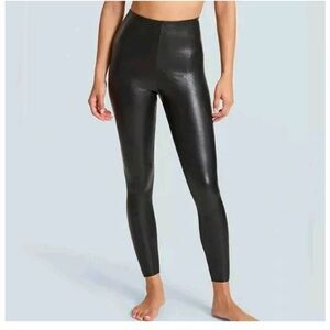 Commando Control 7/8 Faux Leather Leggings in Black Sz Small